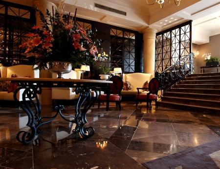 Cape Royale Luxury Hotel and Residence - Entrance Hall